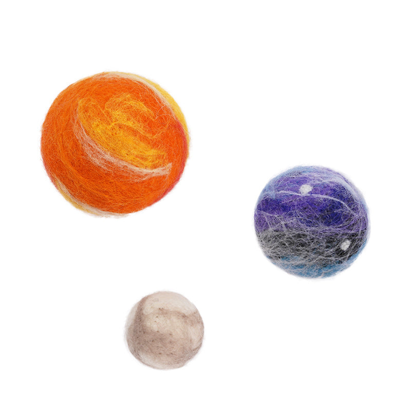 Bitten Catnip Ball Playset