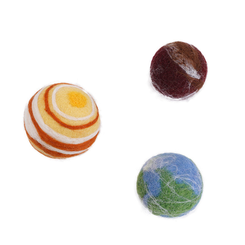 Bitten Catnip Ball Playset